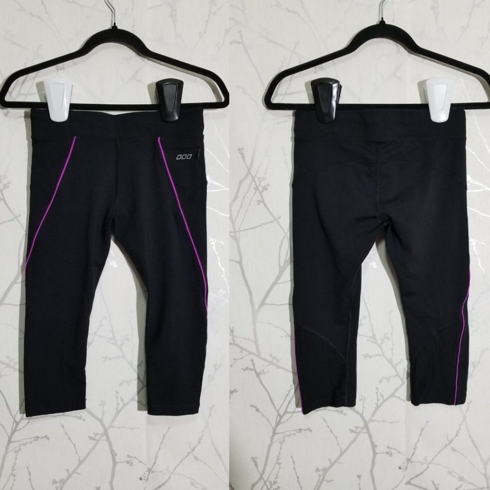 Lorna Jane Black & Pink Mid Rise Running Crops 16"